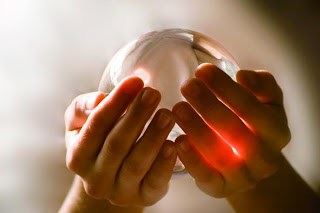 为何忆念观音名号就能获得身心清净？