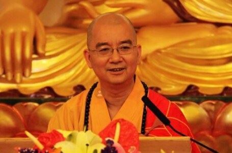 佛像和经书下载到手机里可以吗?