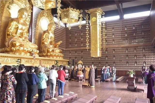 寺院常住居士礼仪