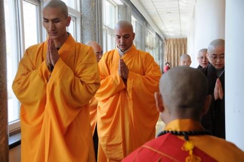 佛说：千万不要忽视这两个字，否则“因果报应”非常大！