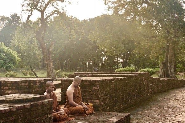 勉之勉之，如能成功戒邪淫，必然后福无穷