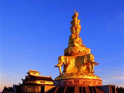 愚痴的农夫储存牛乳