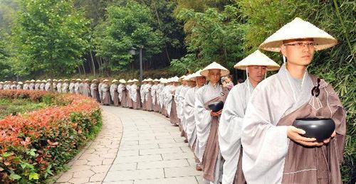 净土法门：一定要记住，佛是自己，不是别人