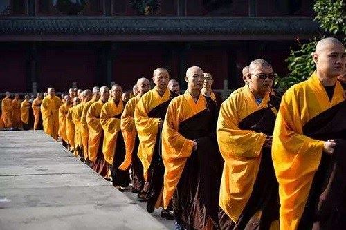 生活中这个常见行为其实是在损害自己的福报