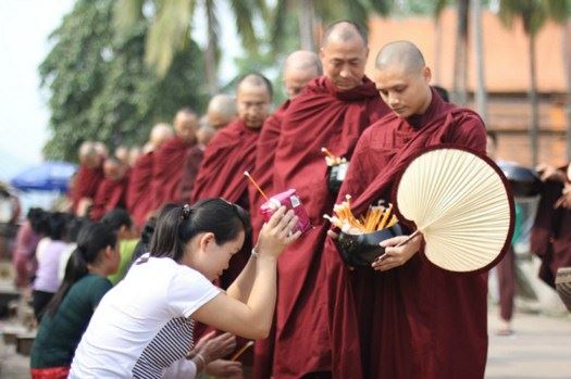 因果故事二则：捕捉贩卖动物遭殃祸