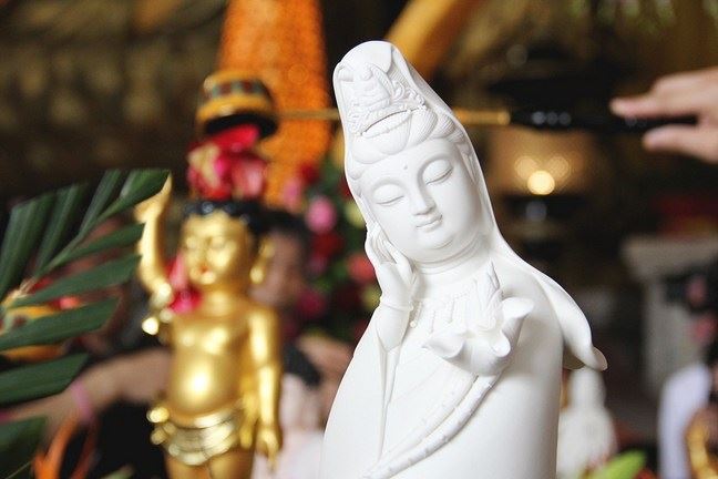 断尽三界烦恼，终证果位