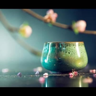 出离轮回苦，方得自由乐