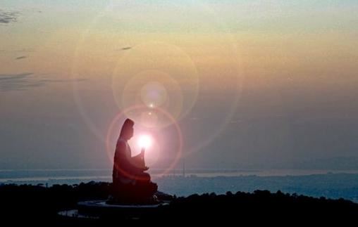 家里供奉的佛菩萨应该注意的事项