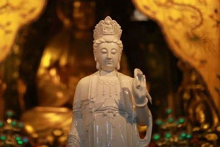 佛教故事：国王的宝珠