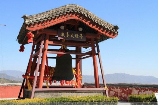 往生极乐超度的力量大还是至诚恳切的心信愿力量大