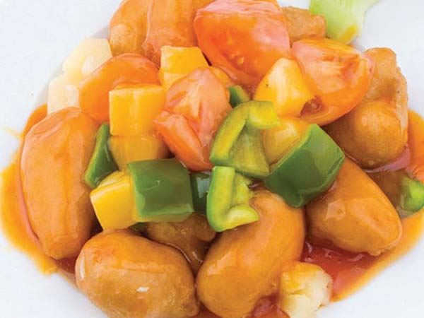 揭秘：为何佛祖有头发而和尚都剃光头