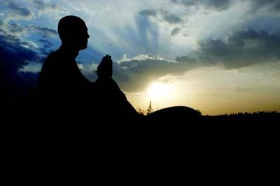 每个人身上都有缺点，要记住人生的道理在悟不在说