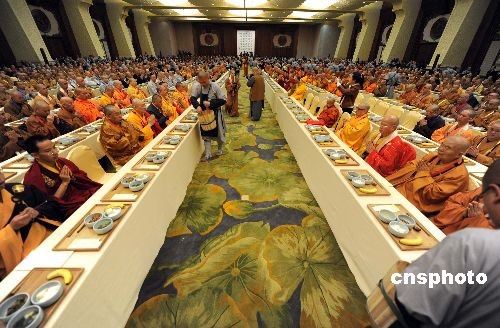 十种关于佛教传入中国的传说