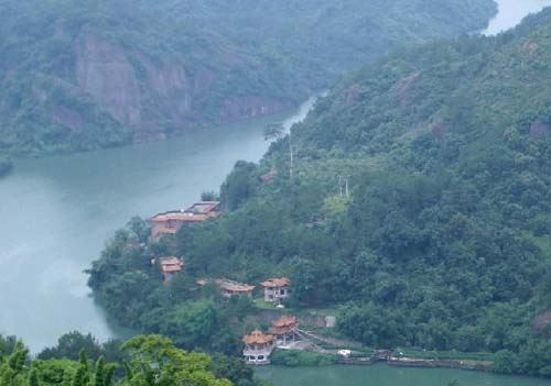 不食人间烟火的风花雪月，并不是真正的修行