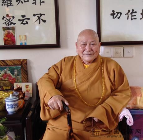 世间的一切，都是借我们用的