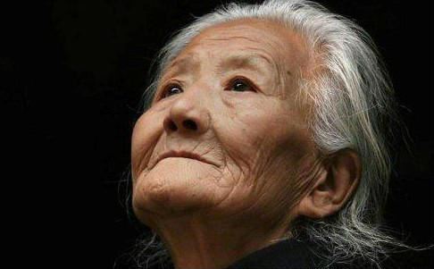 菩提心的修持从孝敬父母做起