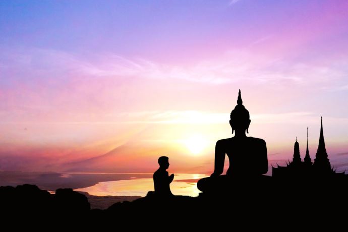 宅在家中，与六岁的孩子一起念佛