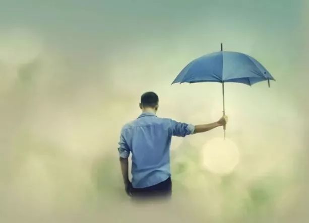 感谢生命中为我撑伞的人。