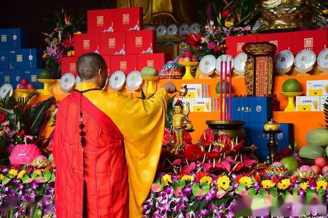 殊胜不打折：直击2020佛诞日各地佛寺浴佛现场