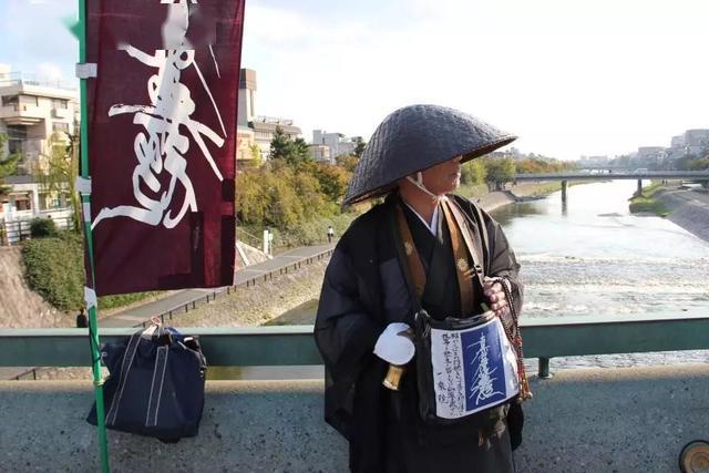 日本寺庙的文案，直指人心啊！