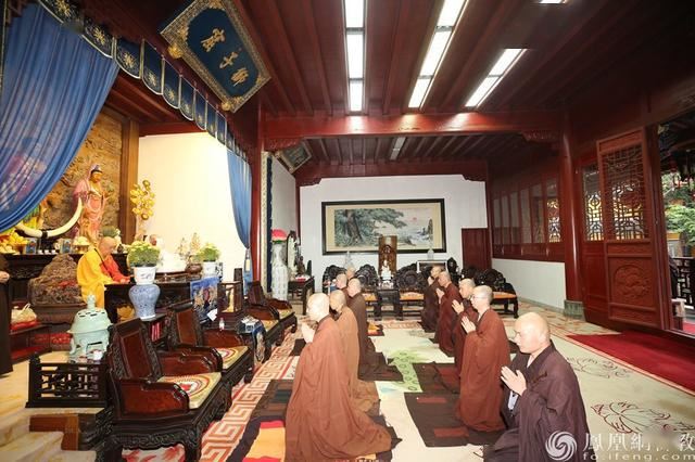 普陀山悦岭净院等寺院结夏安居礼请道慈大和尚为依止律师