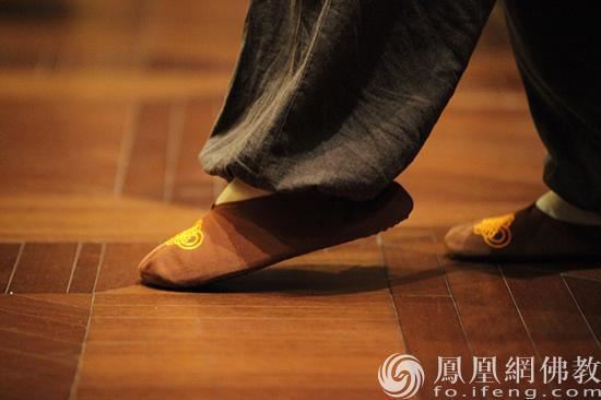 一行禅师：走路也是一种修行