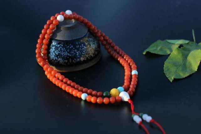 如果了解佛名号功德，念佛会念得很有力，声声句句都有力量