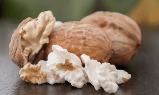 秋食核桃好处多，补脑温肺养肾，附8道核桃食谱