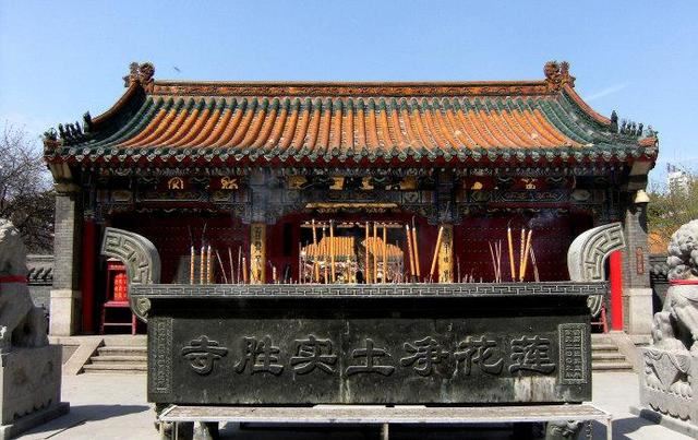 居士文章：寺院住了60天，妈妈的抑郁症竟然不药而愈