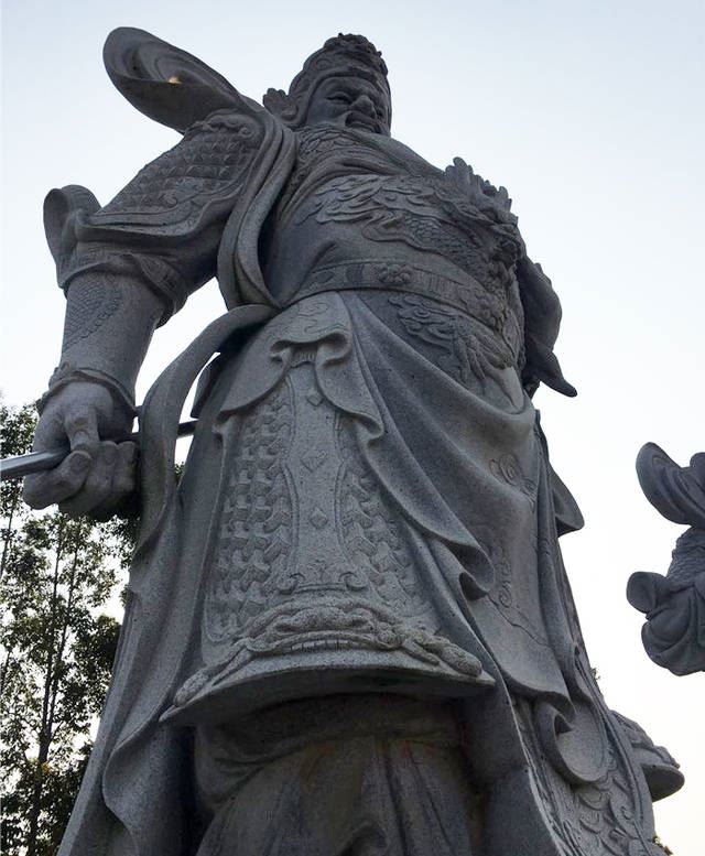 石雕关公不是神佛，为什么却广受信仰？