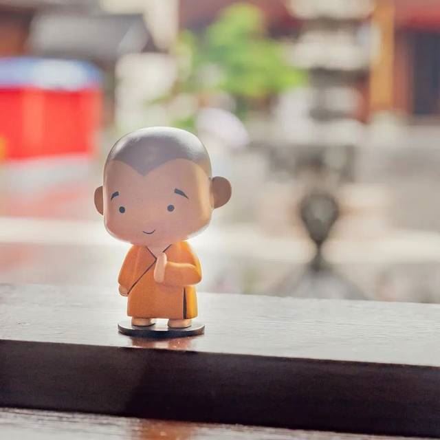 人生那么苦，全因看不清，放不下，舍不得