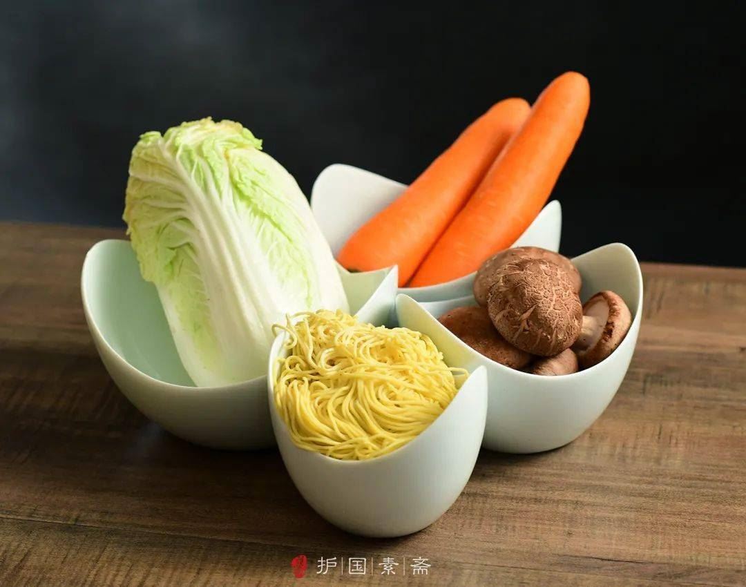 睡不踏实、半夜老醒、老做梦，试试这些素食食疗方吧！