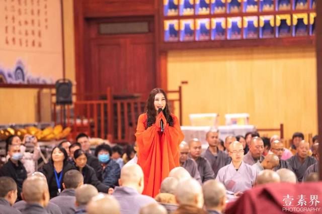 原创妈妈爱吃素，儿子在大婚之际办了一场素食宴席宴请宾客！