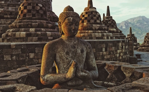 佛教合掌是什么意思？