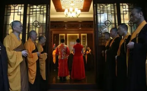 寺庙举办佛化婚礼需要提供证书或信物之类的吗？