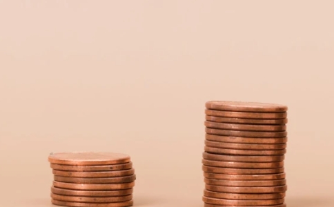 因贪婪钱财，而失去性命的故事