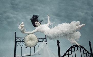 经常梦见已故亲人到底是什么原因？