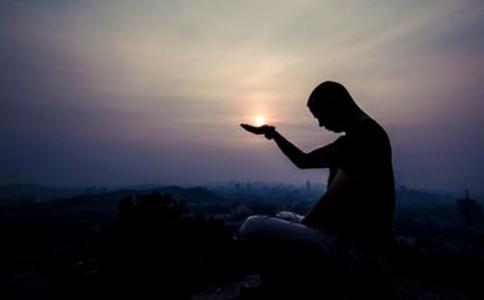 参禅靠自己，念佛靠他力