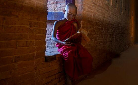 念经要专念一本吗？可以念不同的佛经和心咒吗？