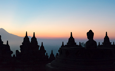 探究业力的根源：众生的心太贪