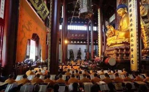 佛教徒作佛事要量力而行，不要超过自己的能力