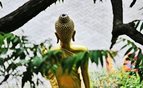 在家居士能在家里给人做佛事吗？