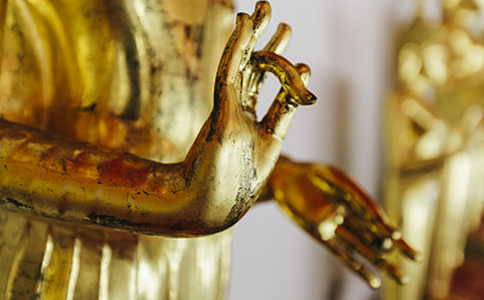 诵咒时总感觉气虚，有什么方法解决吗？