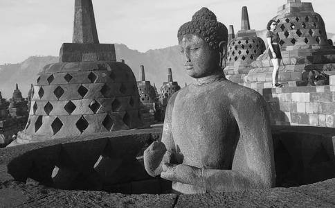 略谈瑜伽菩萨戒的自利与利他