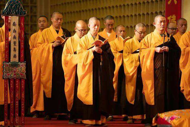 佛教徒要如法而行，依教奉行！