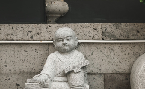 诵经时走神有功德吗？诵经杂话