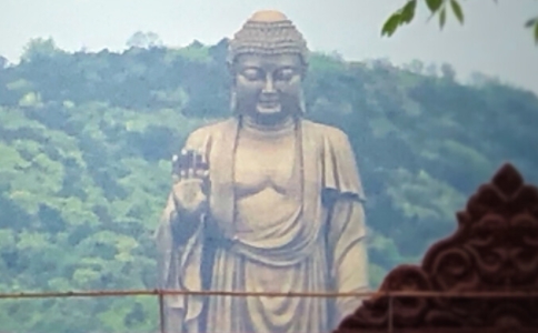 释迦佛成佛后还属于六道中吗？