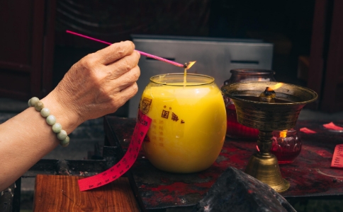 居士到寺庙要注意事项