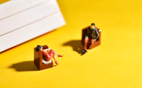 佛教是如何解释男女之间的情缘？