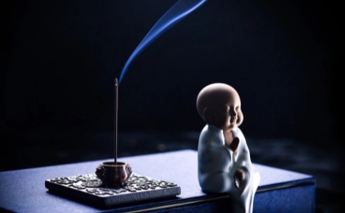 如何正确地看待别人的修行？